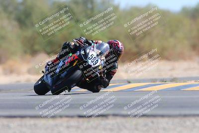 media/Oct-20-2024-CVMA (Sun) [[d4a3dff211]]/Race 9-Formulw LW Twins SHOOTOUT/